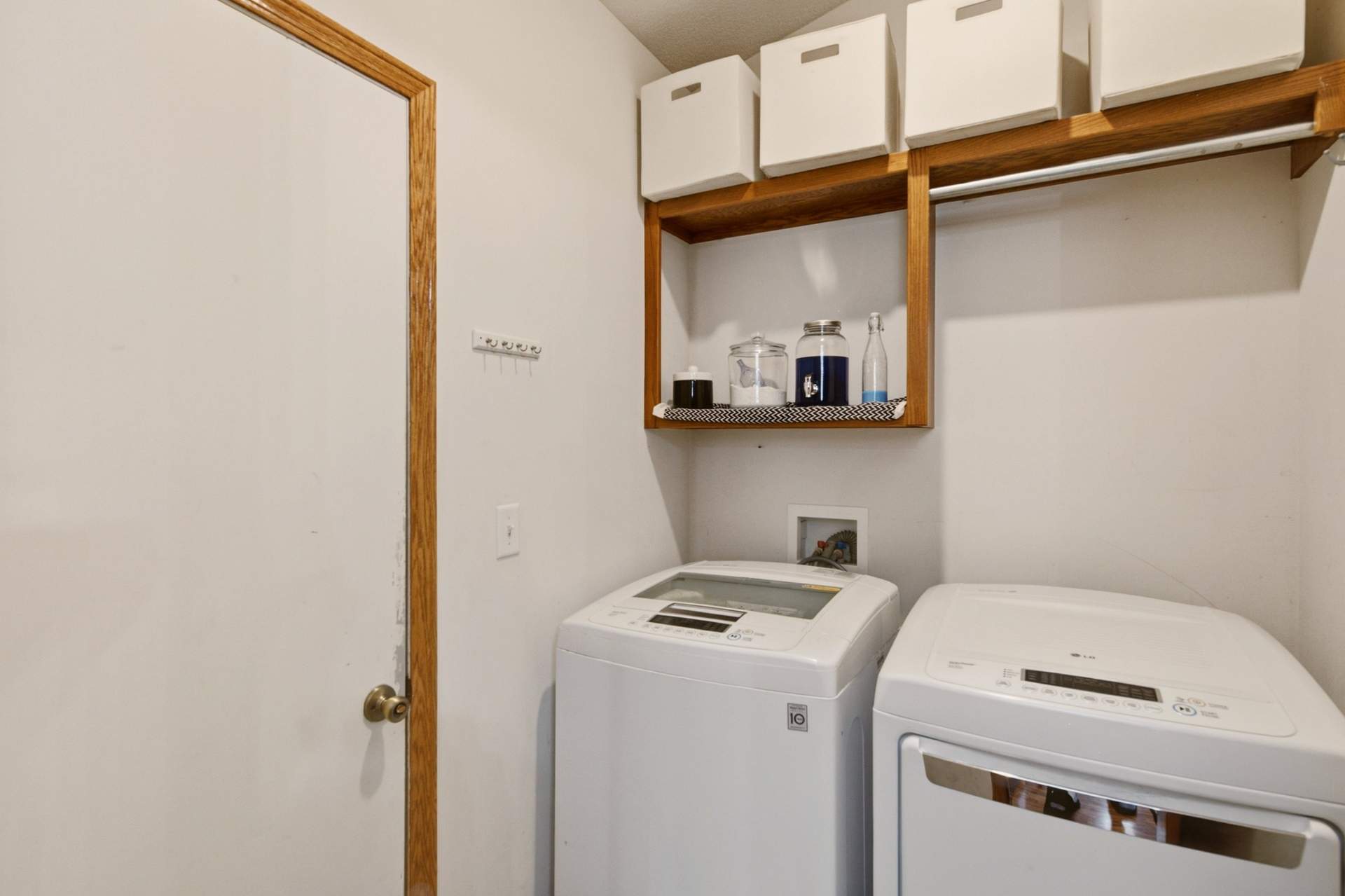 2635ESunnyslopeCourtParkCity-w-42.jpg