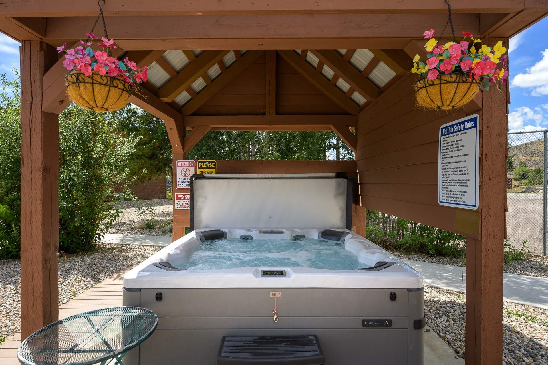 Hot_tub.jpg