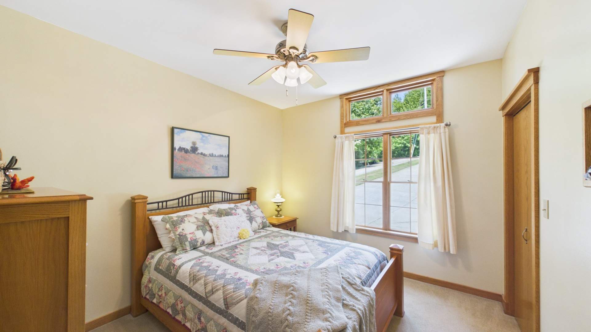 043_Bedroom_3.jpg