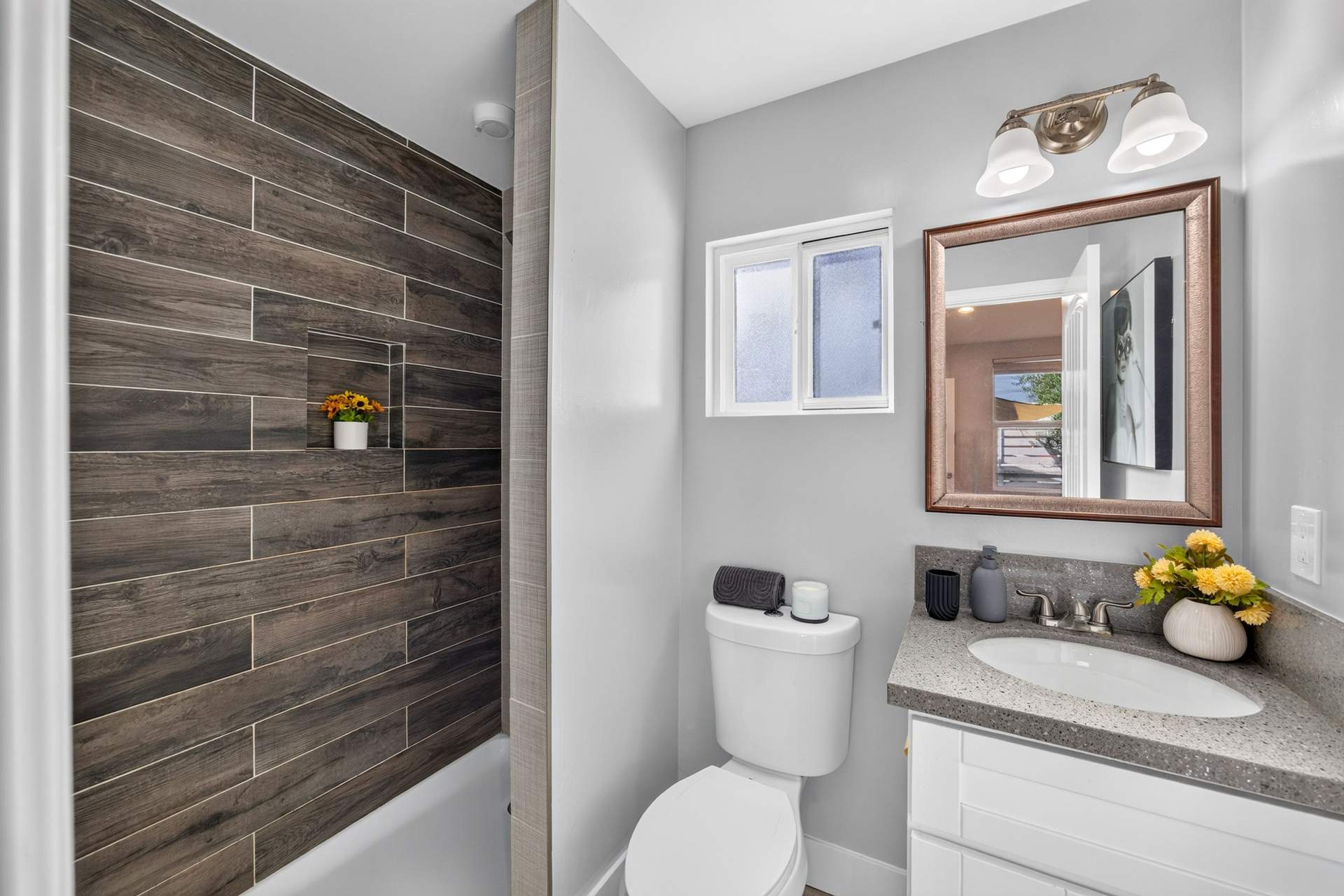 264S39thStreet022.jpg