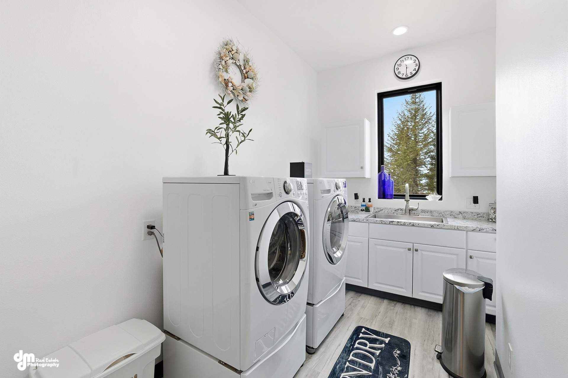059-Laundry Room.jpg