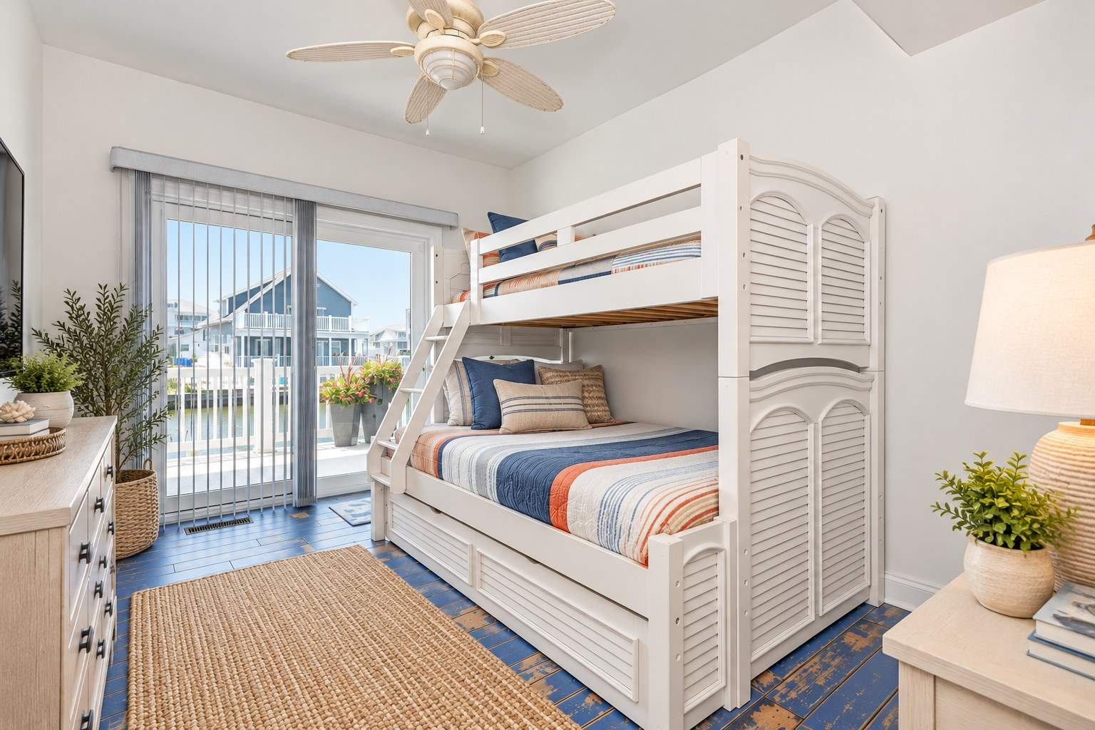 Bright_Coastal_Bunk_Bedr.jpg