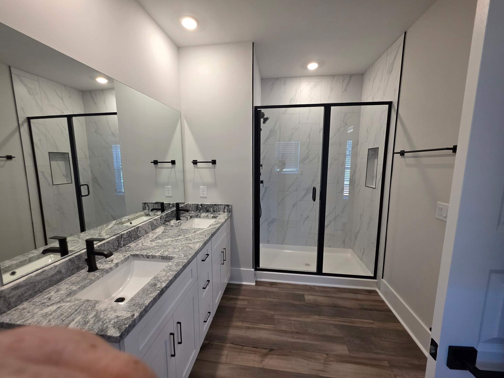 photo-46dd9738f2a80ca202e20b2f66b2336ddcd048cc5ee5987a0a5f8ffb5b8d7962.jpg
