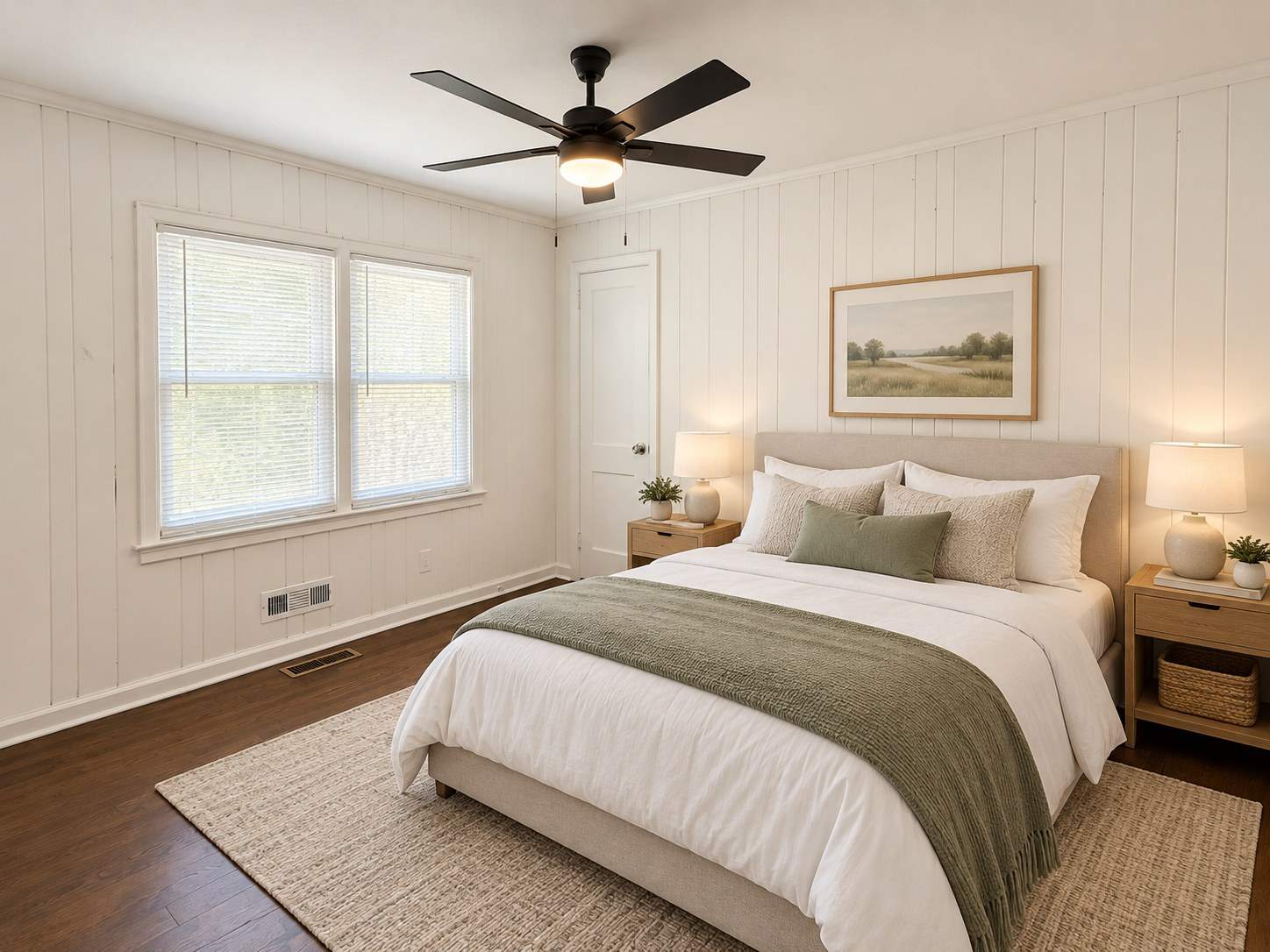 Bright_paneled_bedroom_w.jpg