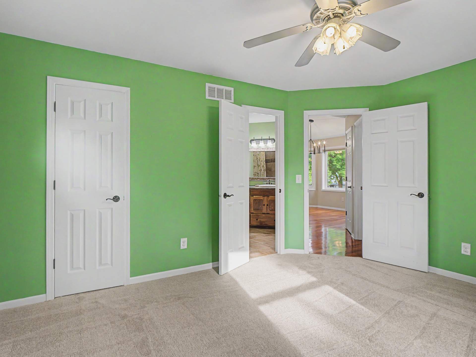 2638_Westview_Ln_NW-113.jpg