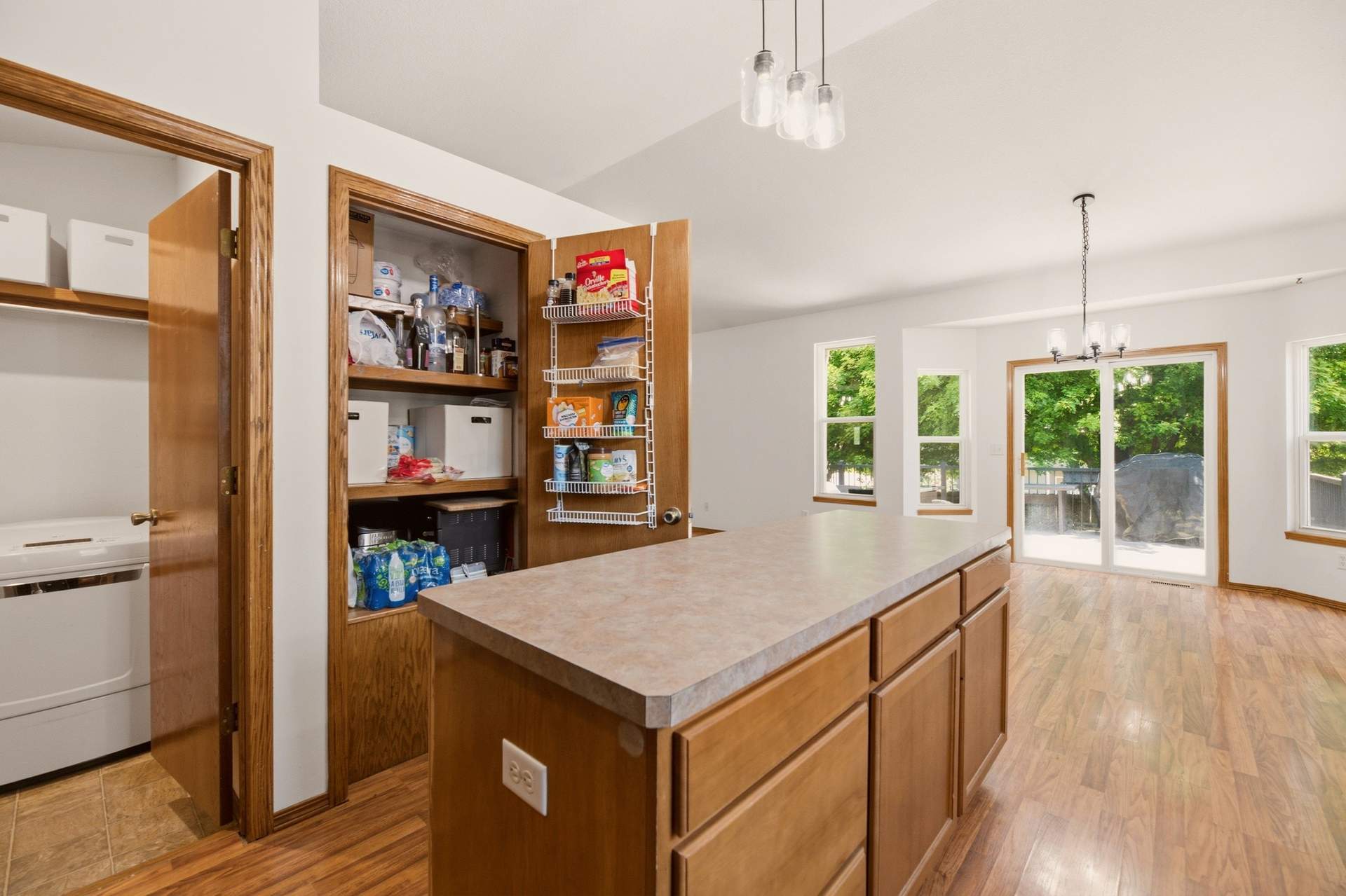 2635ESunnyslopeCourtParkCity-w-31copy.jpg