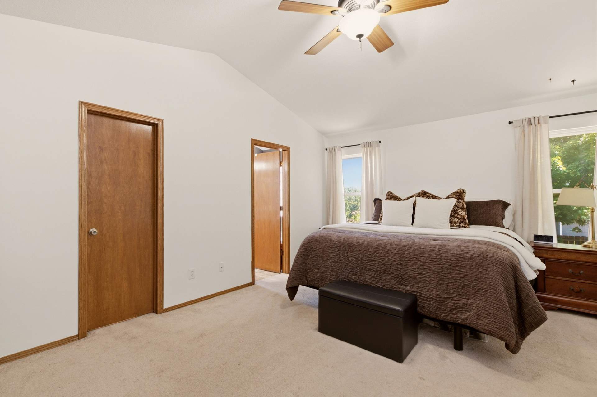2635ESunnyslopeCourtParkCity-w-32.jpg