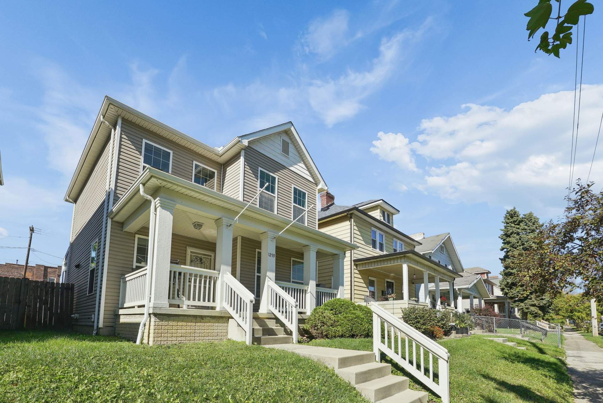 3-web-or-mls-1259-n-5th-.jpg