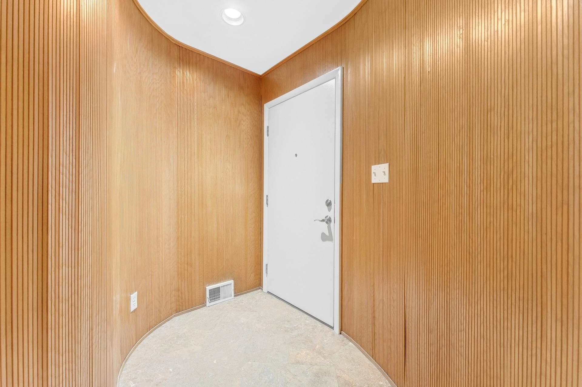 102_Lakeview_Estates-18.jpg