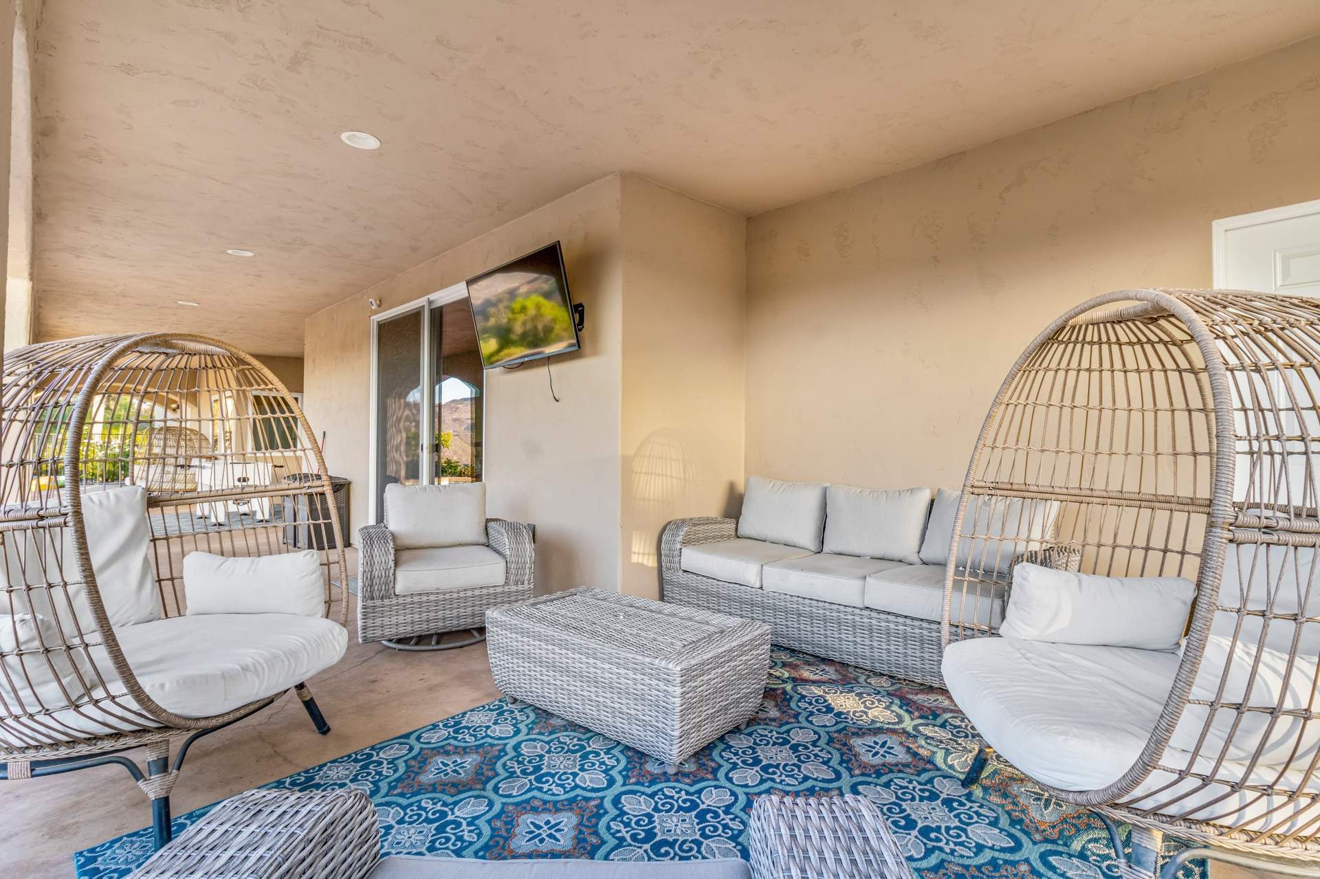 ESCONDIDO63.jpg