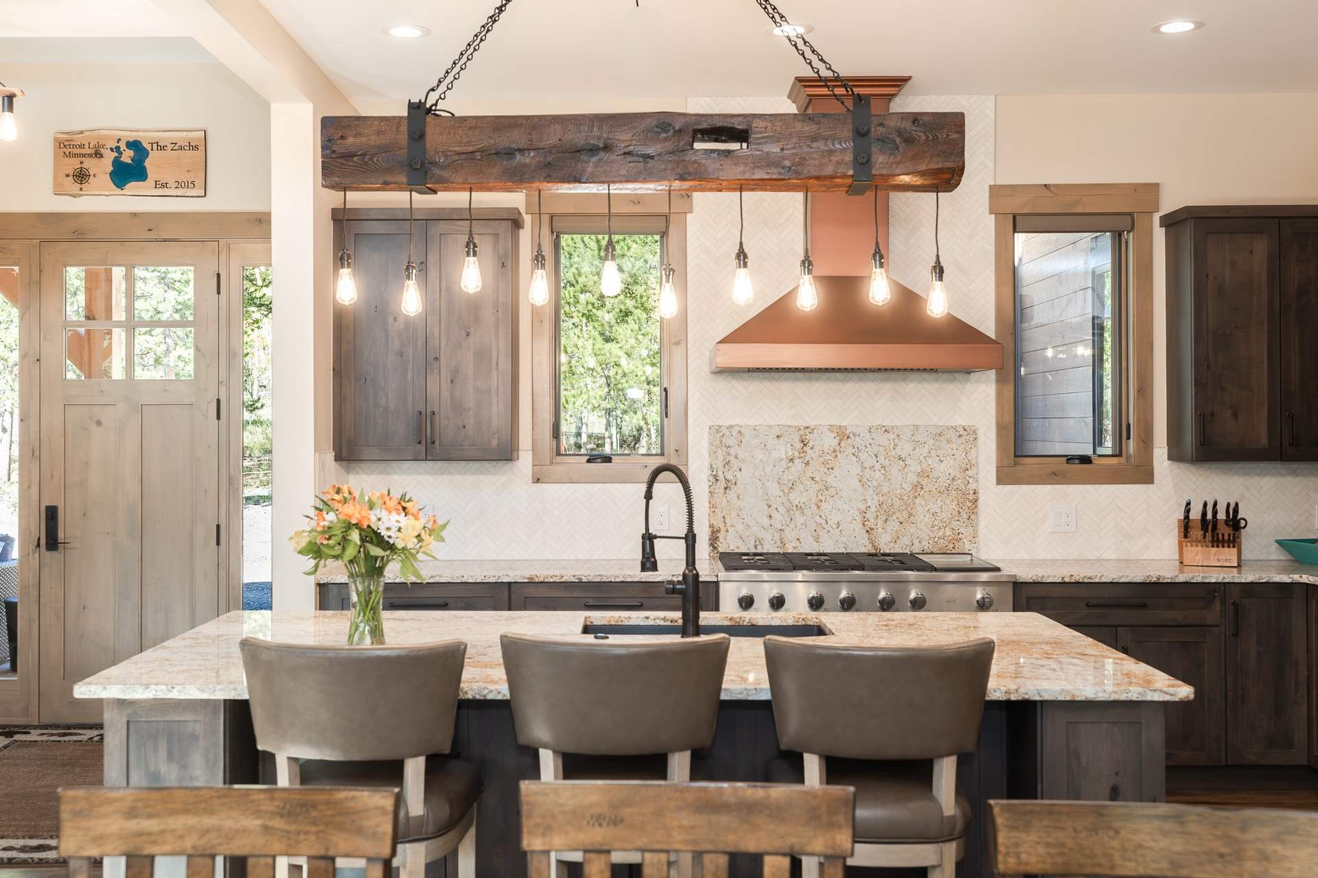 7_Kitchen_4.jpg