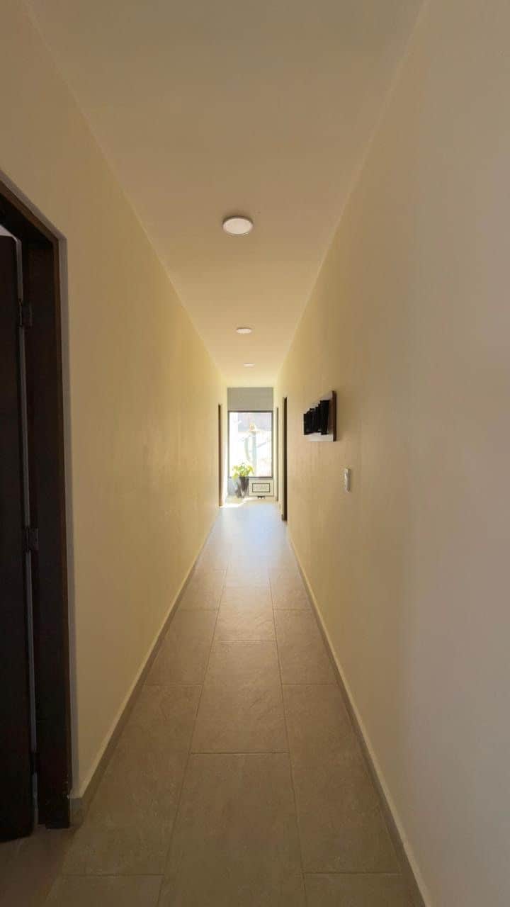 cf0a28ce-f25a-48ba-9468-.jpg