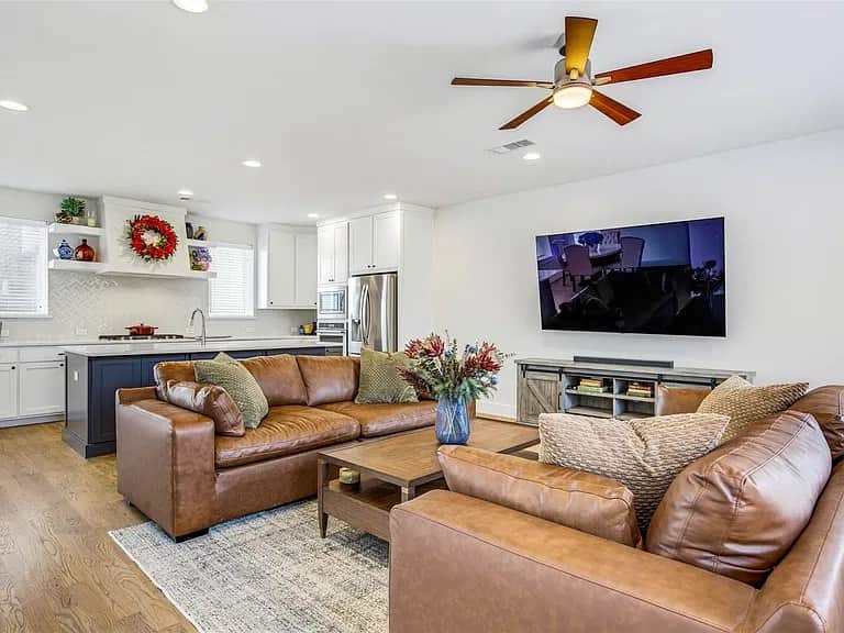 Living_room.jpg