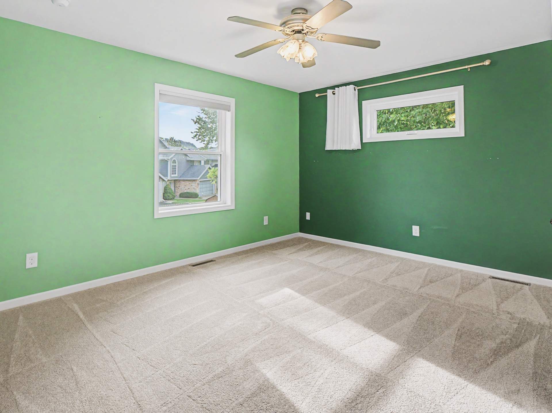 2638_Westview_Ln_NW-112.jpg