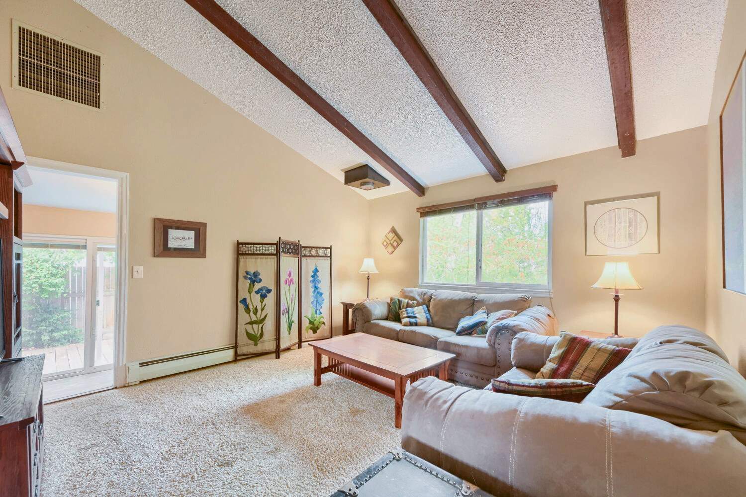 2542CambridgeDr-WebQuali.jpg