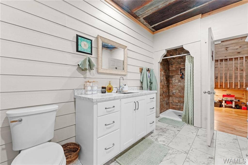 bath1.jpg