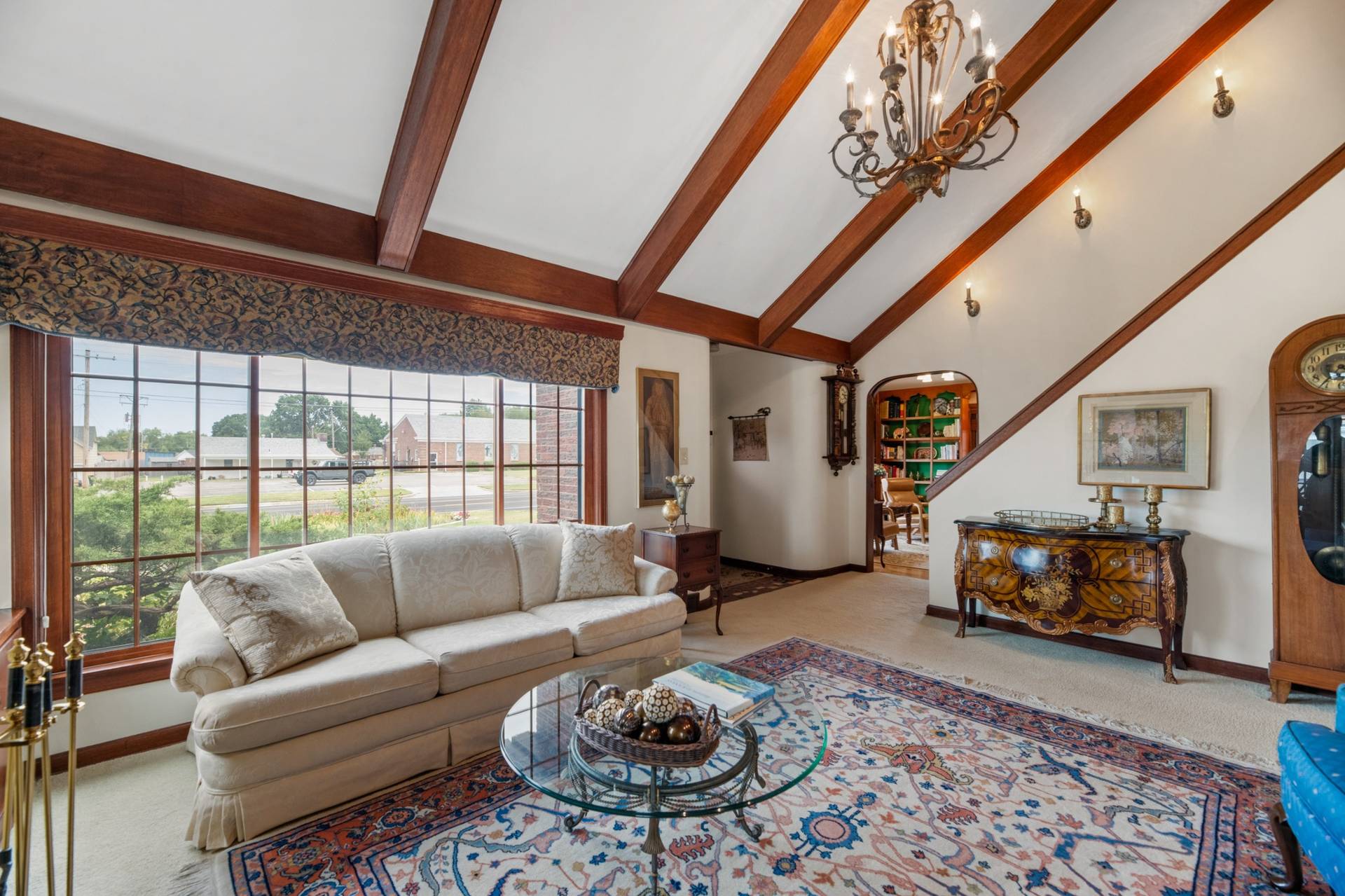 3705EMountVernonINTERIOR-12.jpg