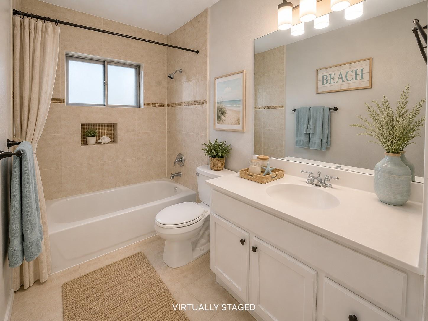 Hall bath 2.jpg