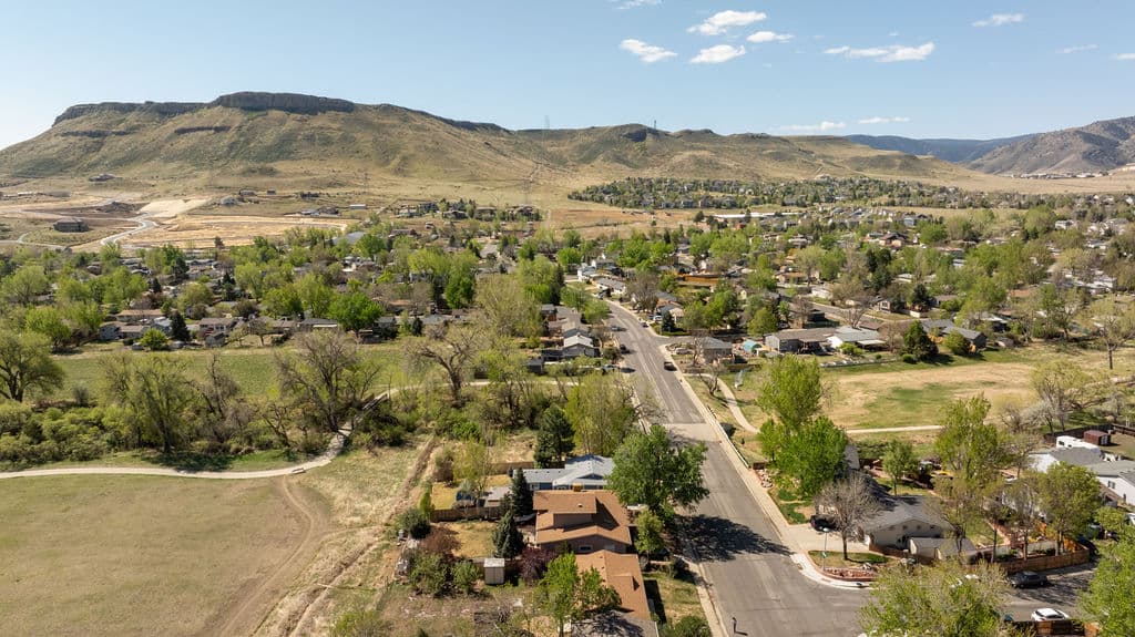 6100crestone_aerial-7.jpg