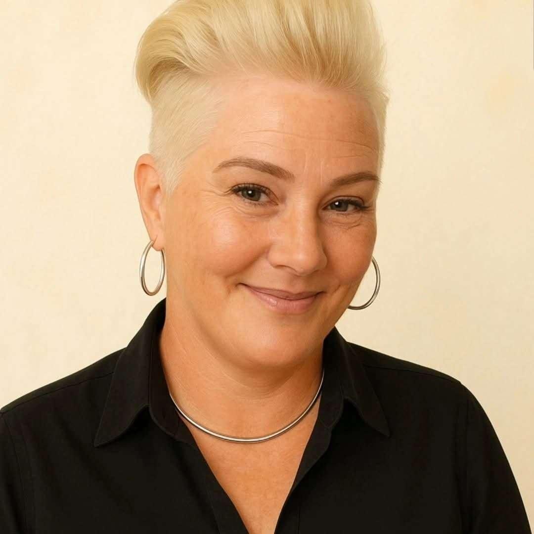 Jenni Yarbrough headshot