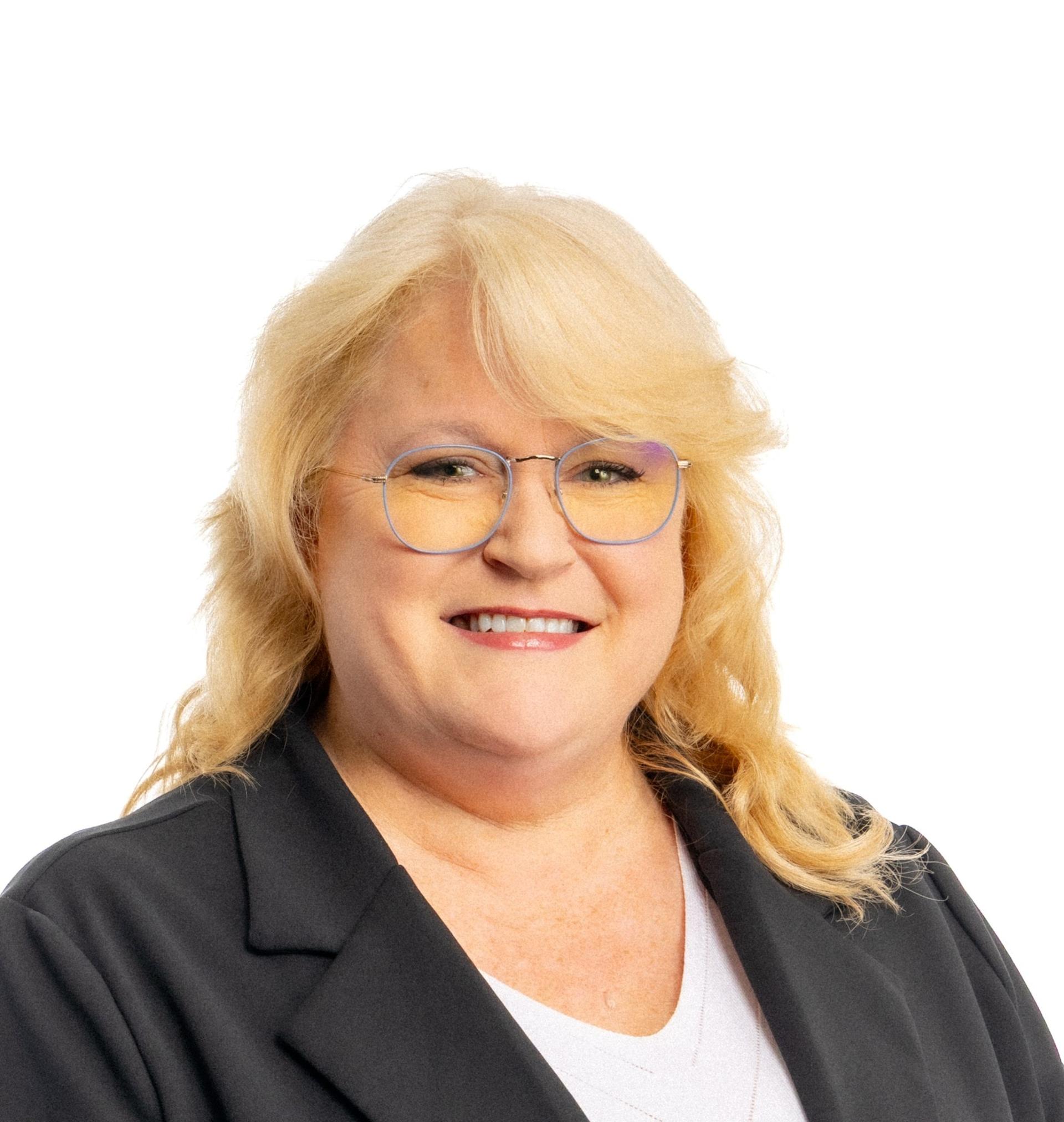 Debra Beasley headshot