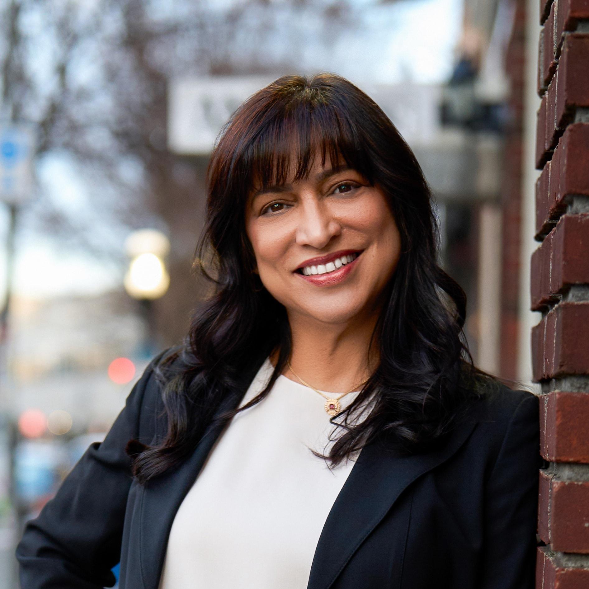 Anaita Tarapore headshot