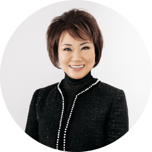 MAGGIE CHEN headshot